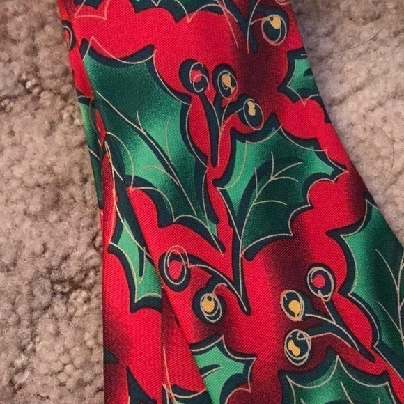 Christmas Tie - Picture 3 of 4